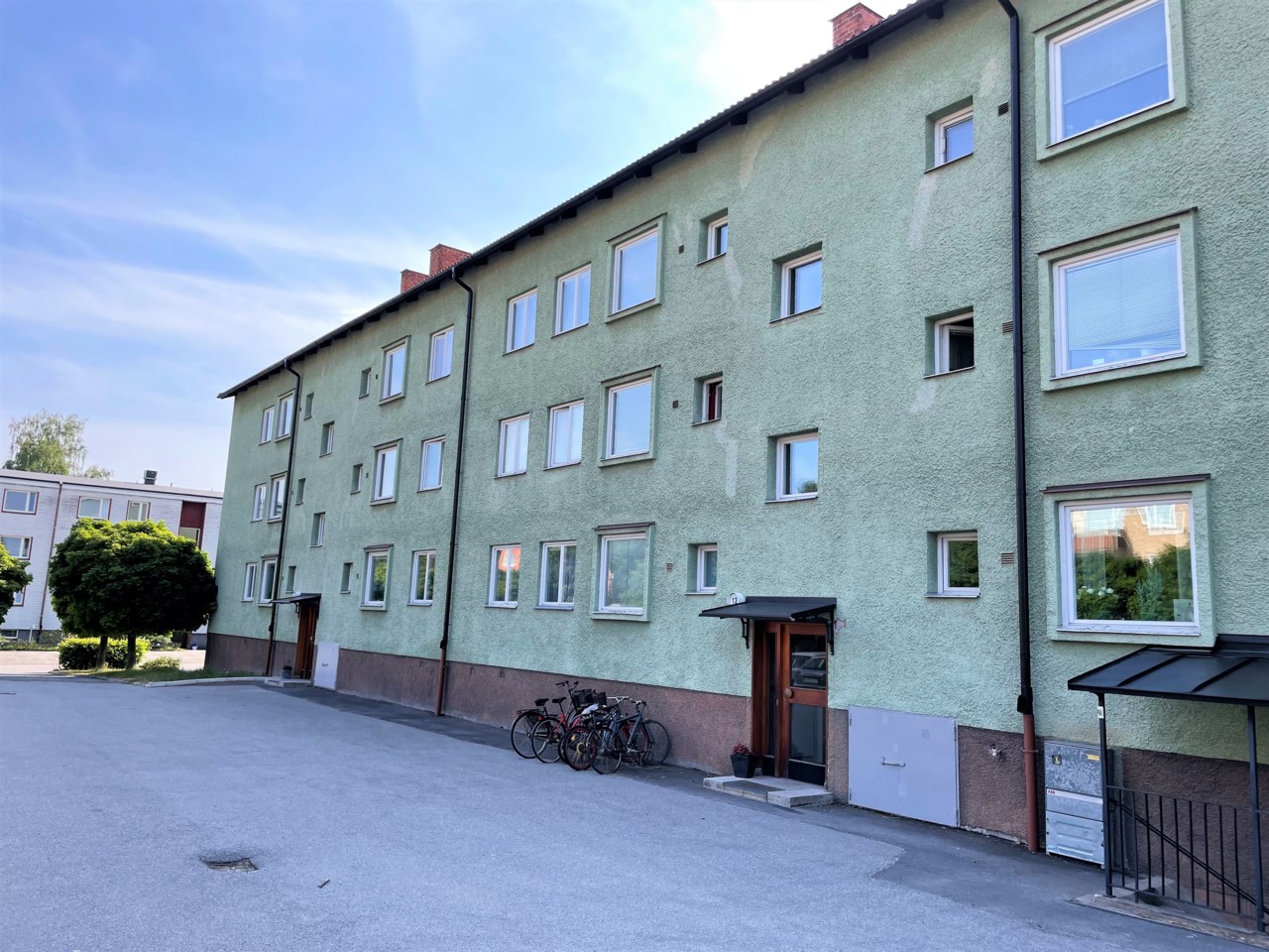 Tvärvägen 13