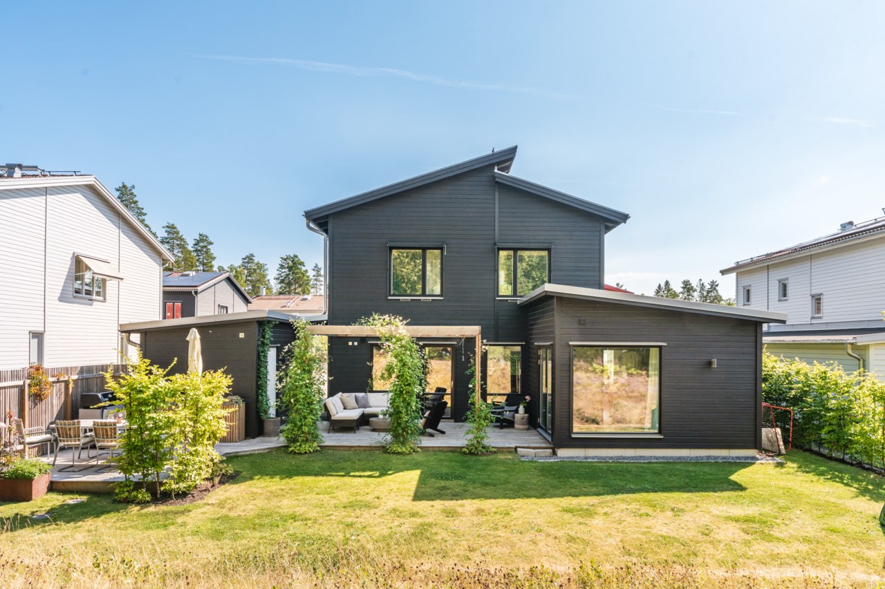Berghällsvägen 3