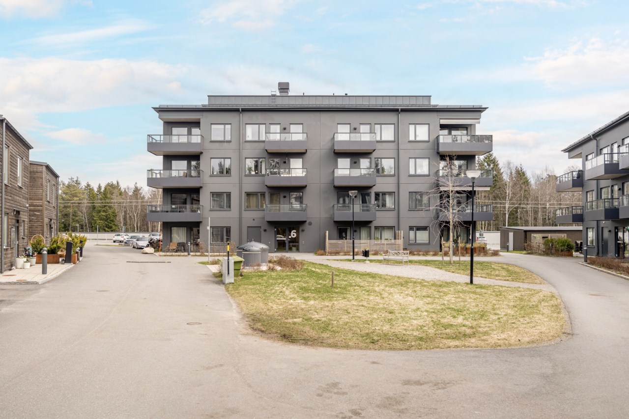Zetterlundsslingan 6