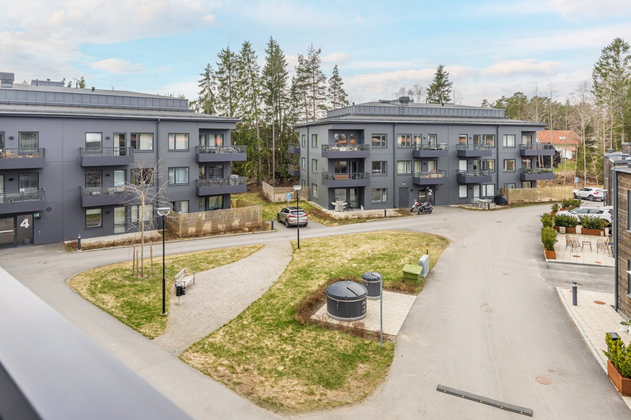 Zetterlundsslingan 6