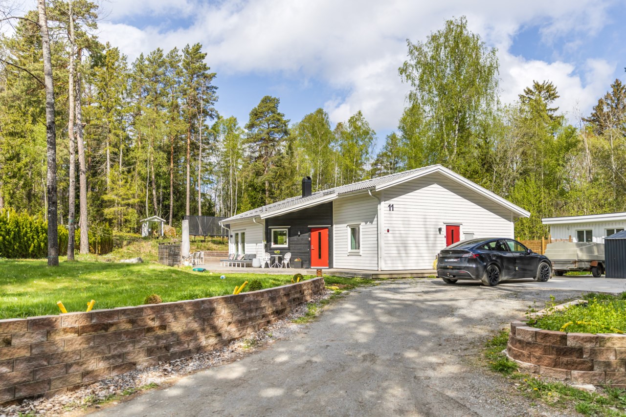 Hagalundsvägen 11