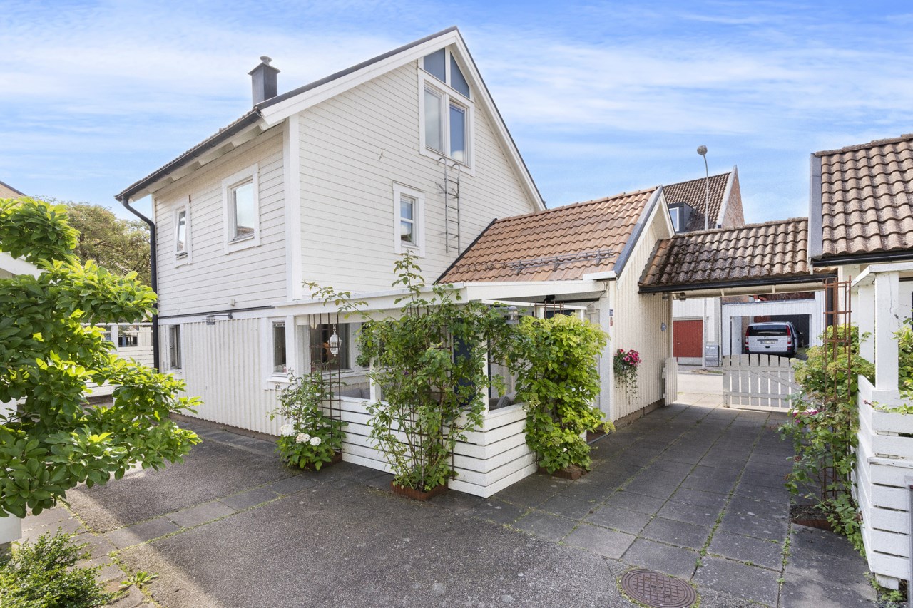 Gediget fristående radhus
