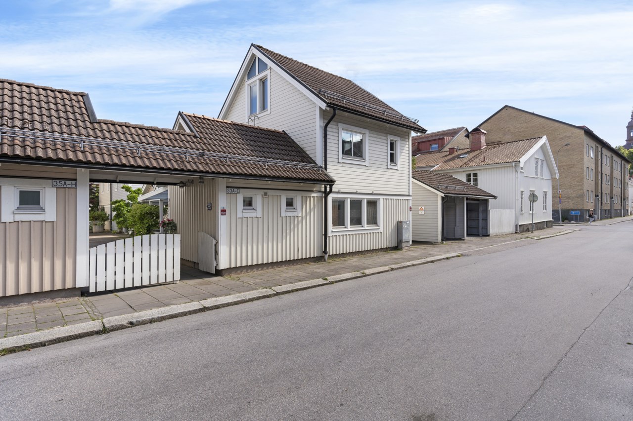 Kyrkogatan 33A