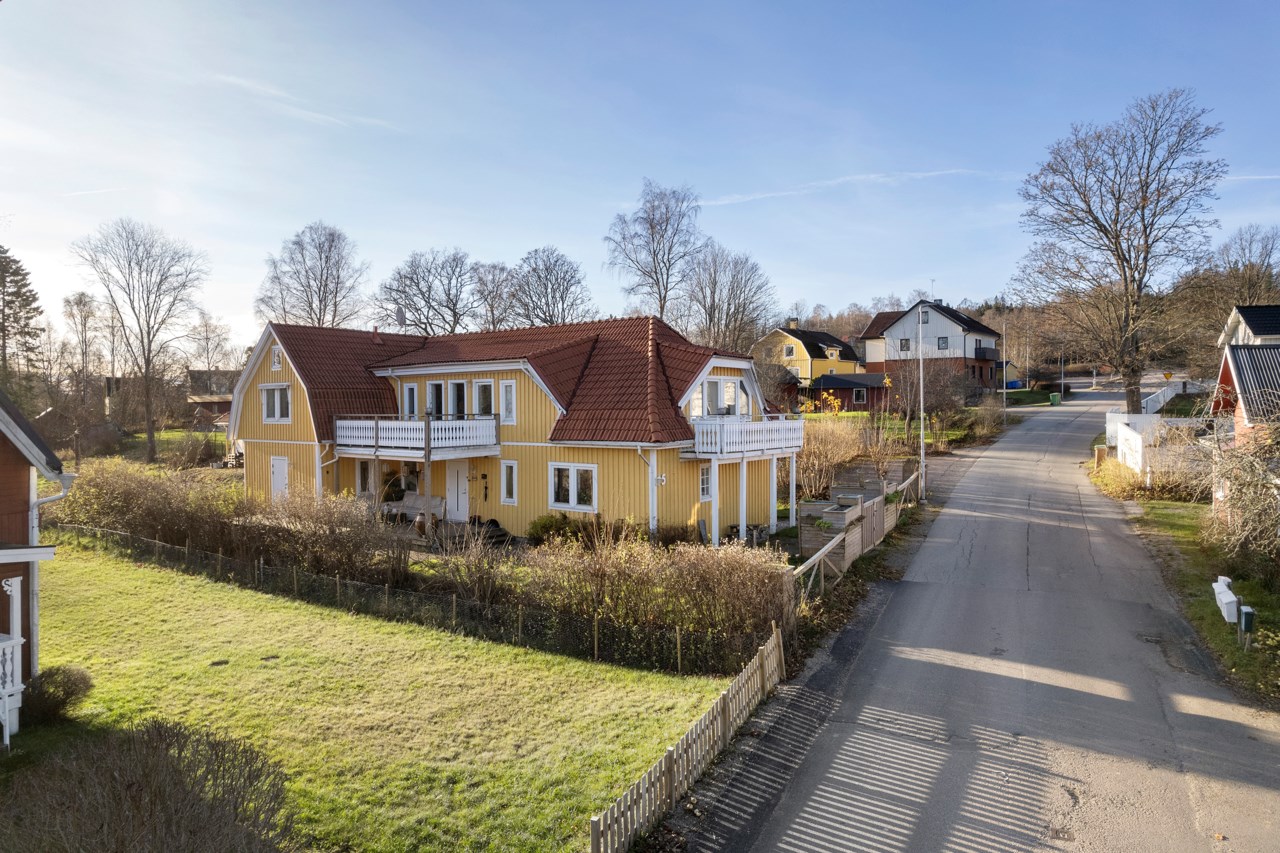 Hällavägen 5