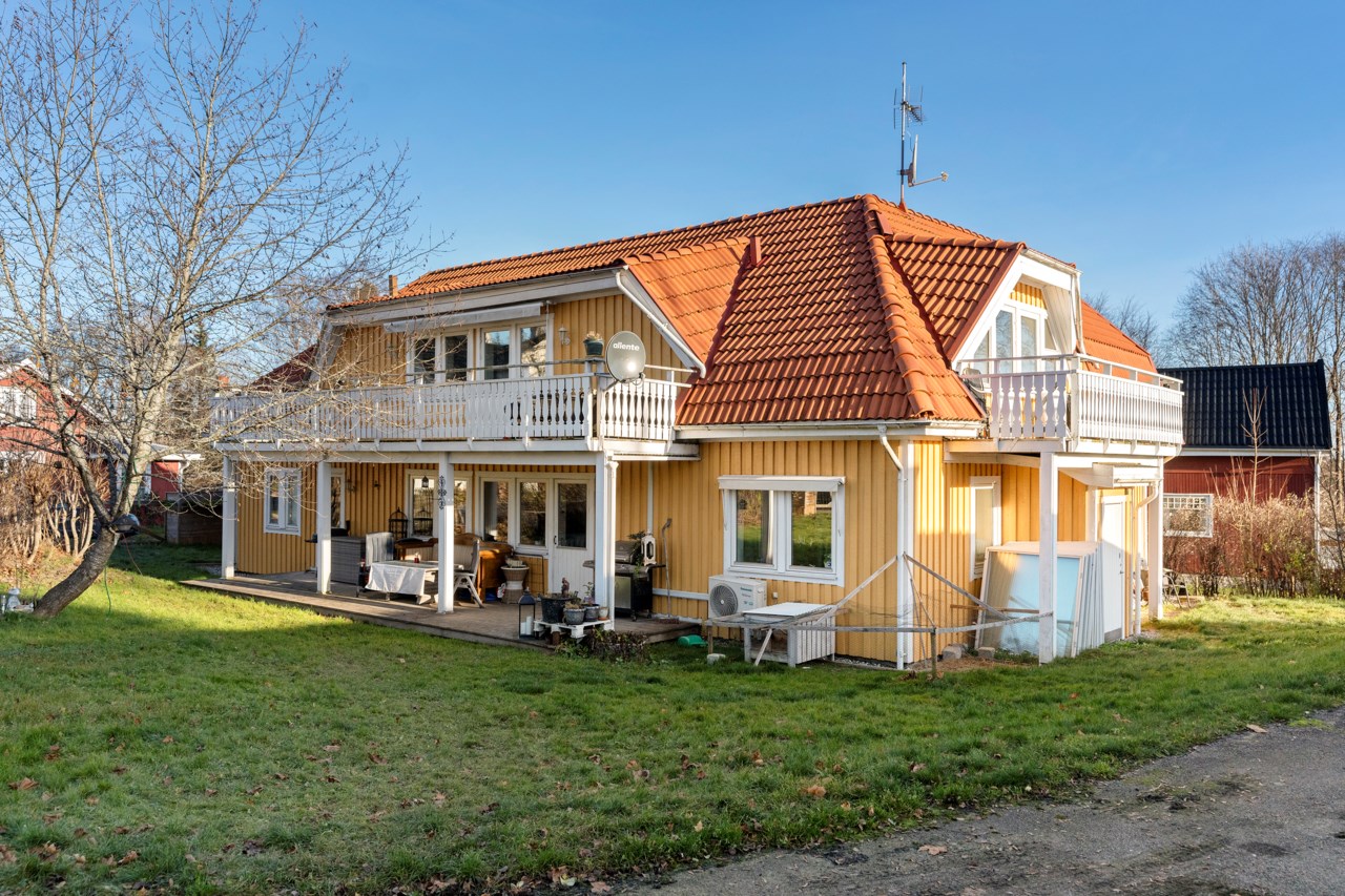 Hällavägen 5