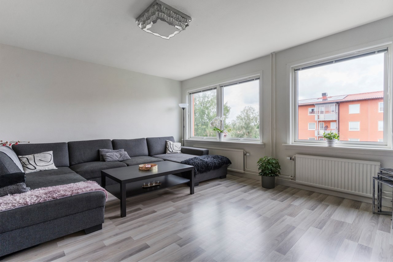 Bokgatan 12