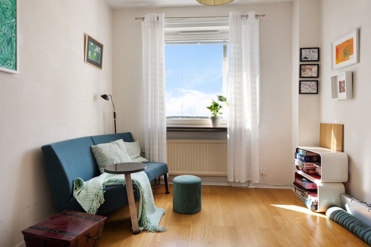 Per Hallströms väg 12
