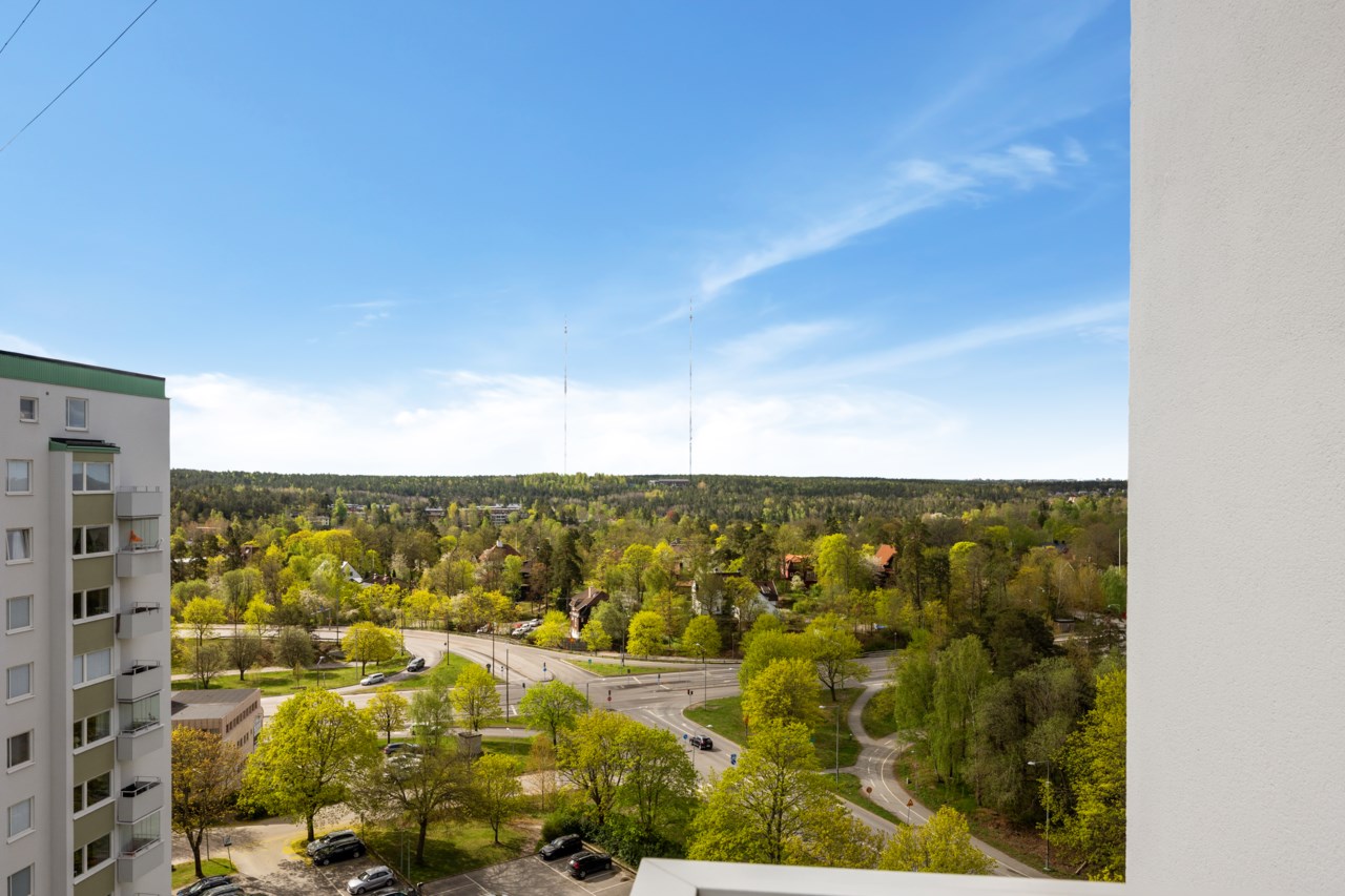 Per Hallströms väg 12