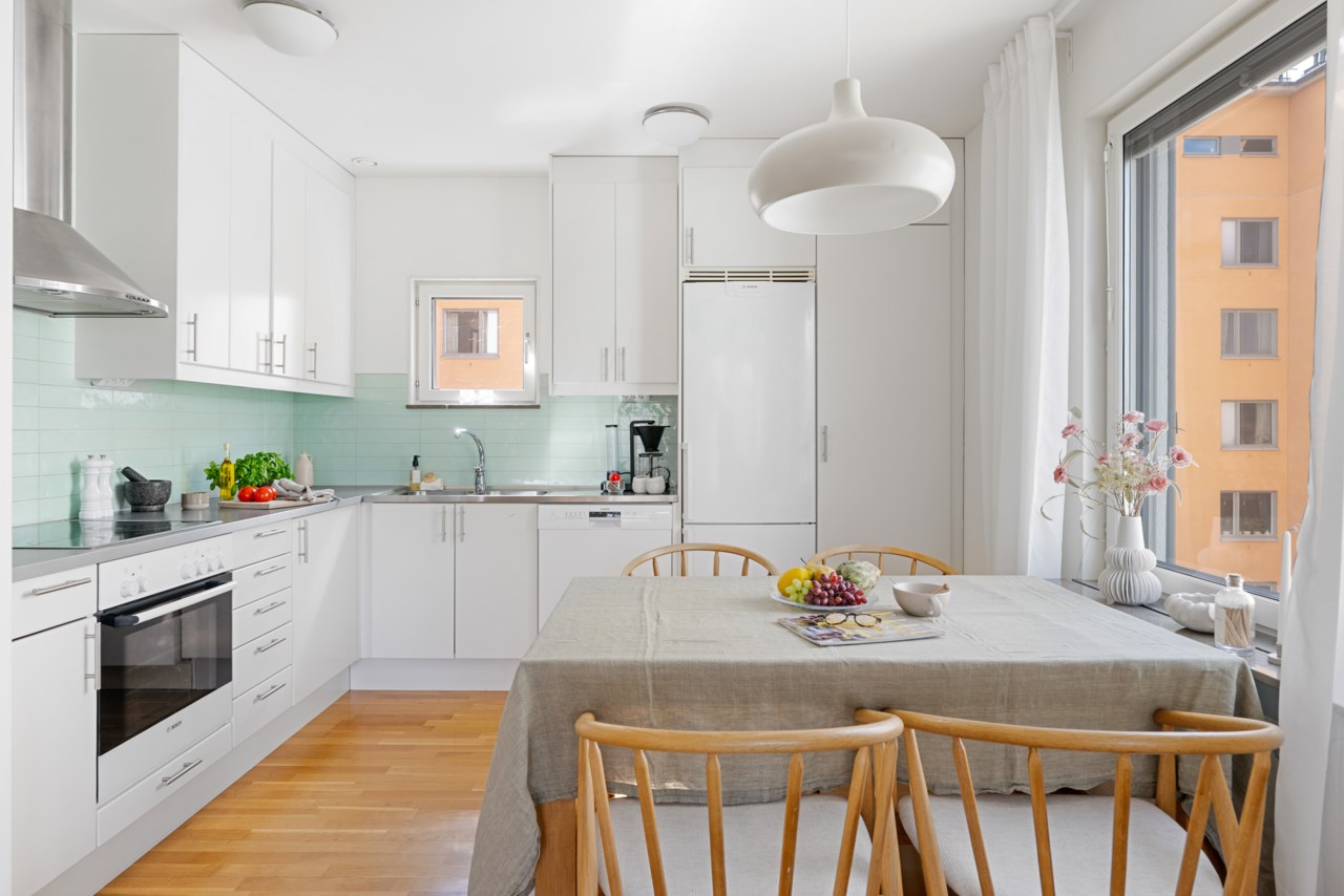 Stora Kvinns väg 58