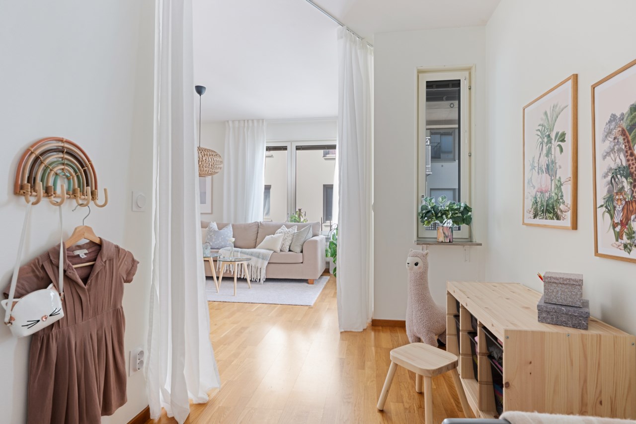 Stora Kvinns väg 58