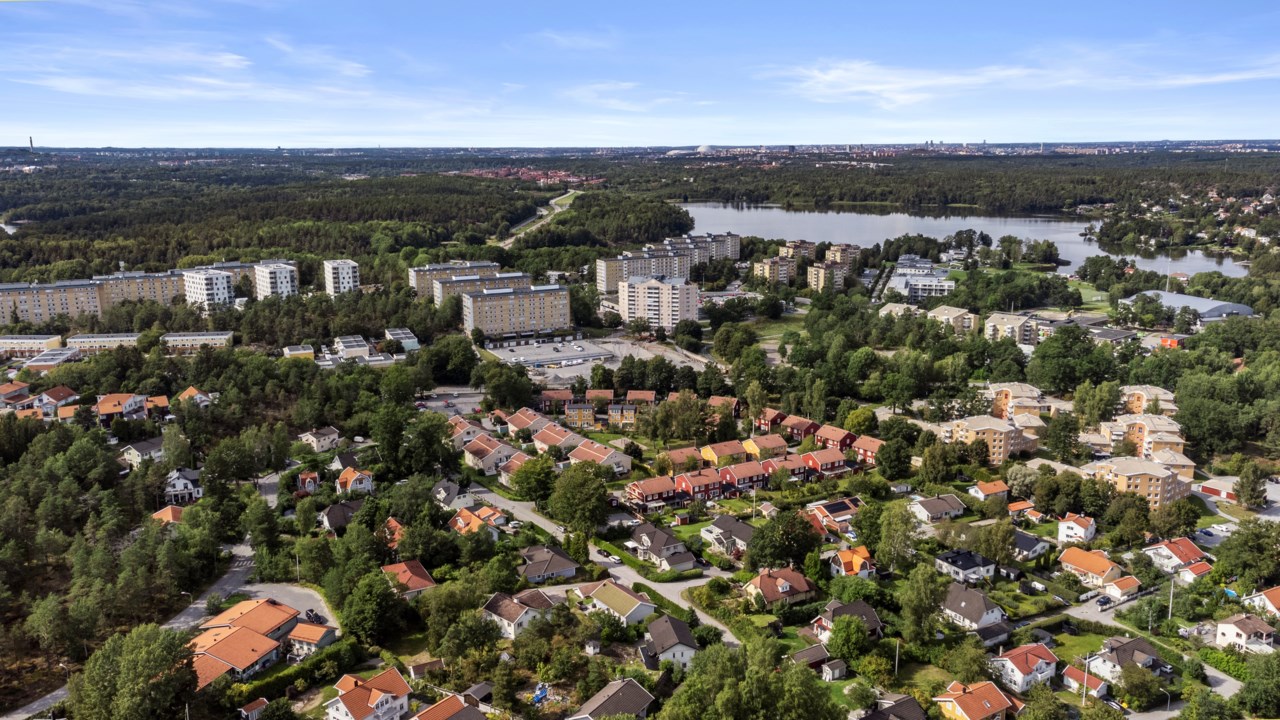 Storkällans väg 1