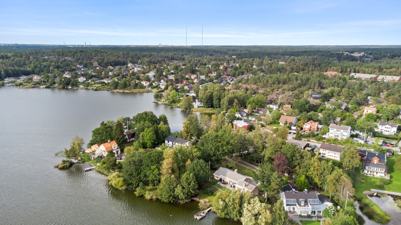 Storkällans väg 1