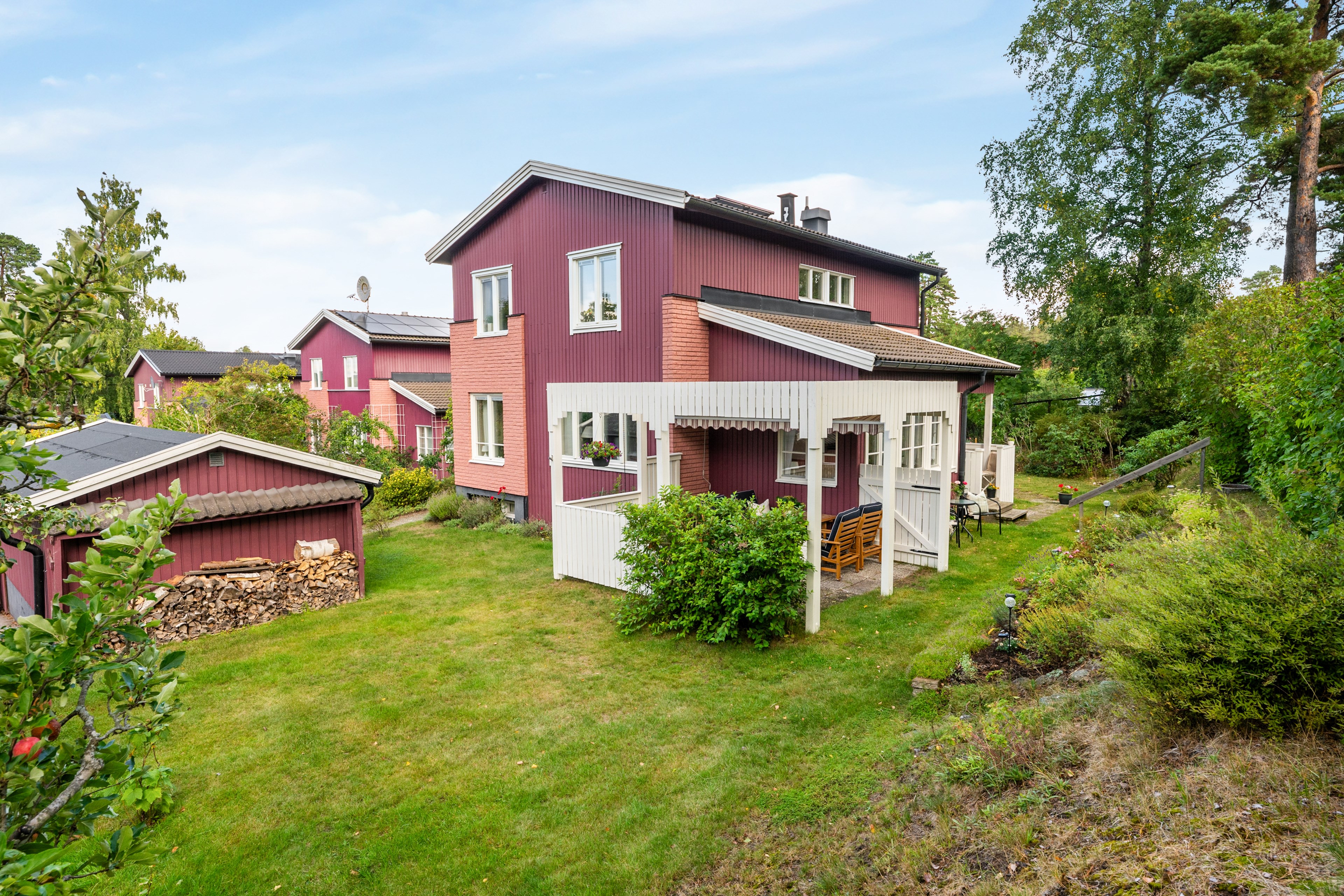 Villa, 8 rum, 135 m² i Älta