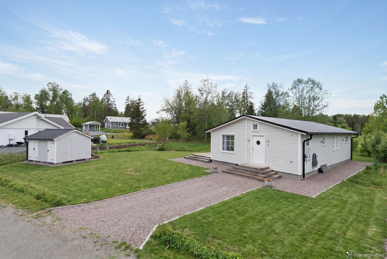 Åkeröstigen 8