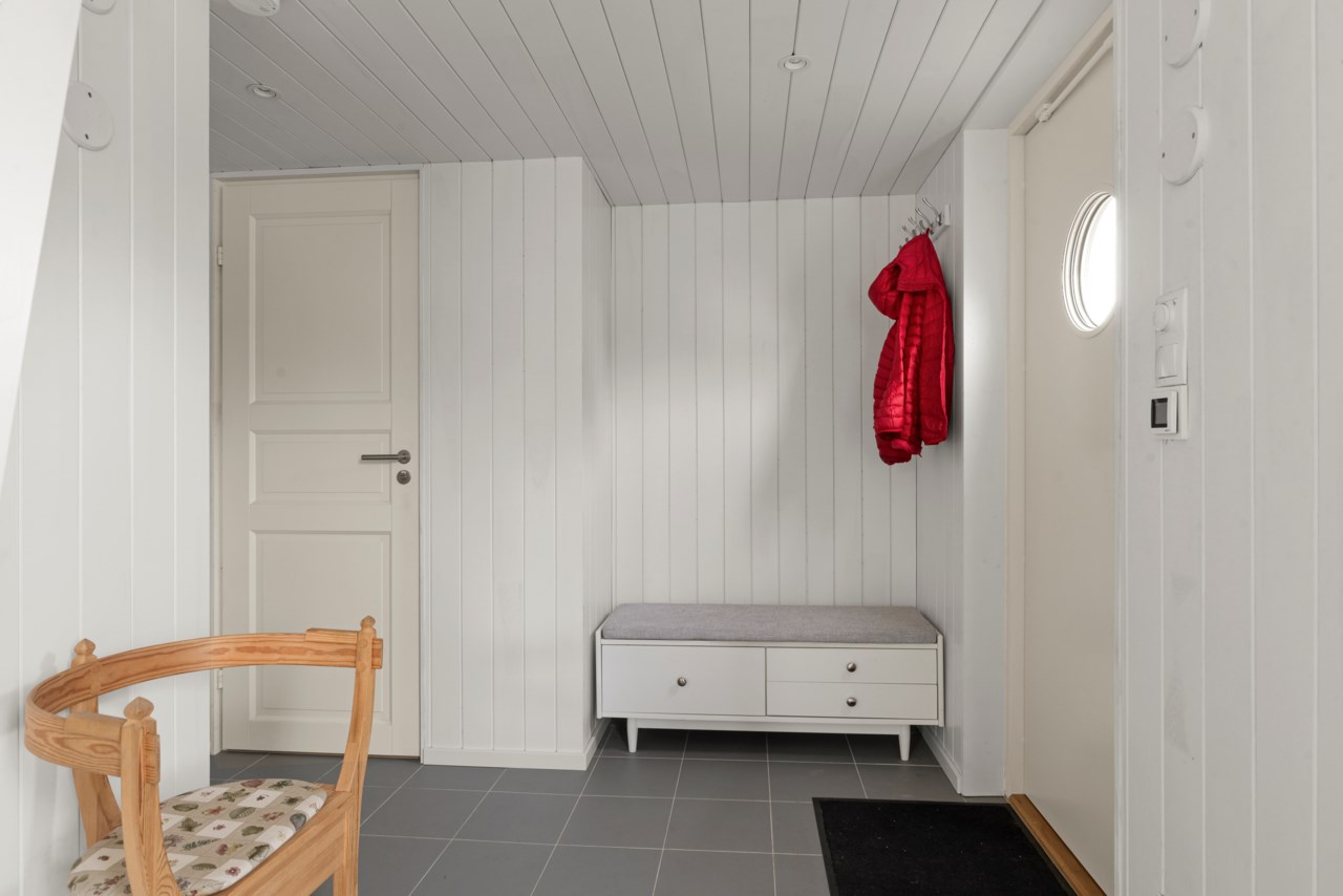 Åkeröstigen 8