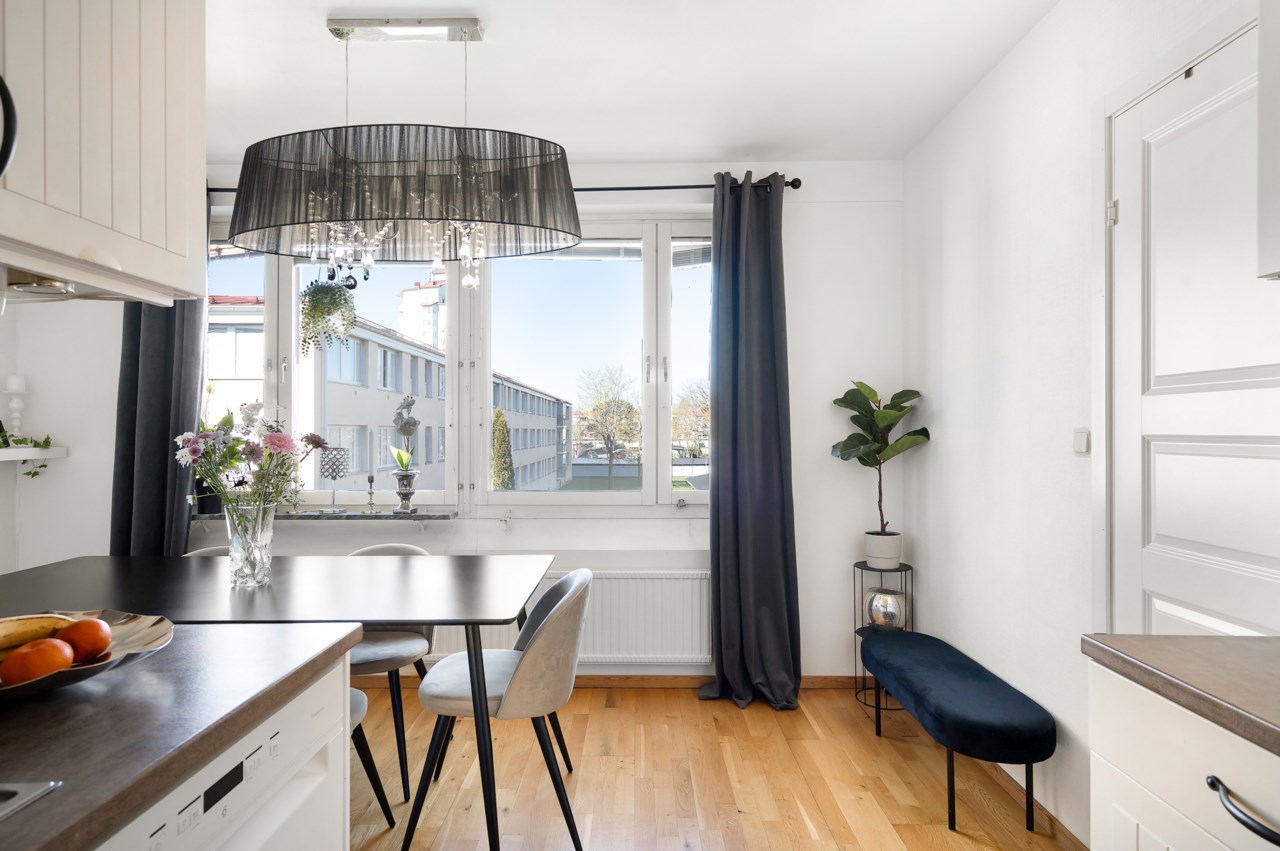 Grönfinksvägen 18