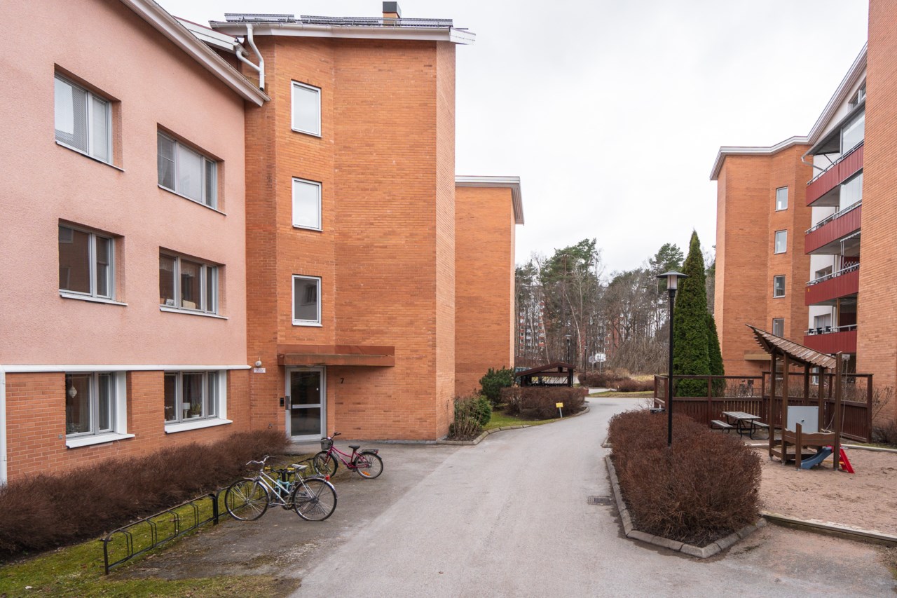 Knotavägen 7