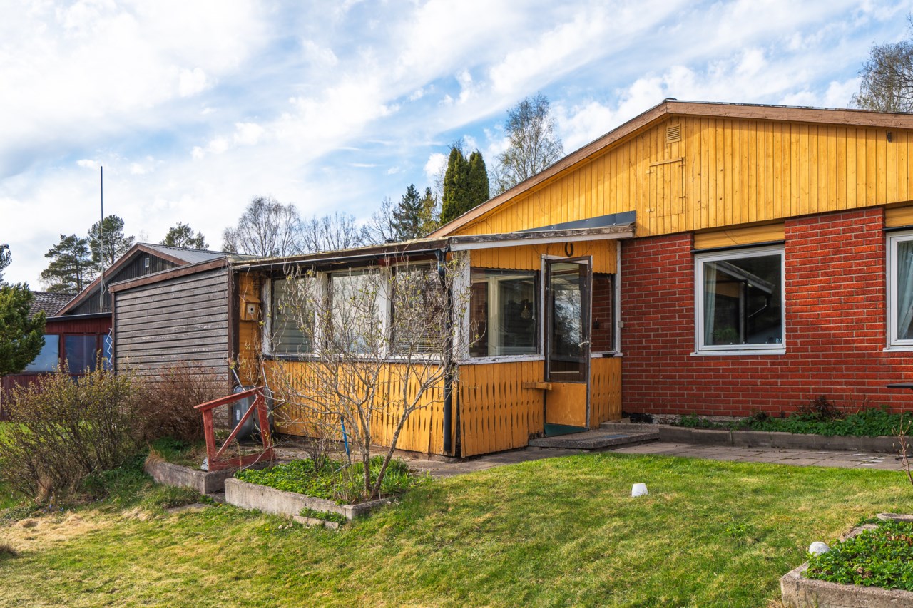 Smedvägen 15