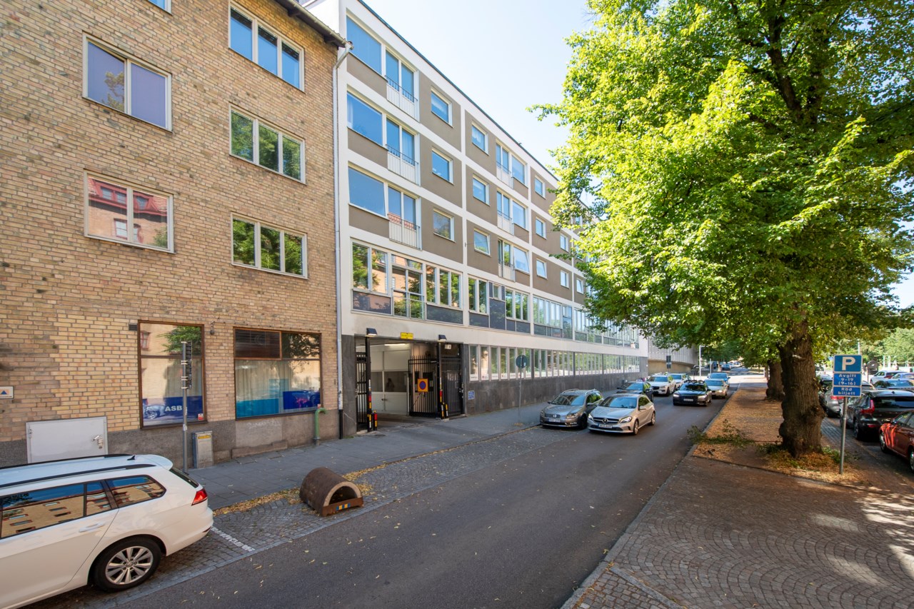 Domkyrkoesplanaden 9