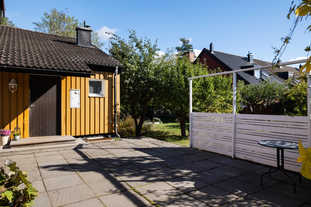 Lärktunet 25