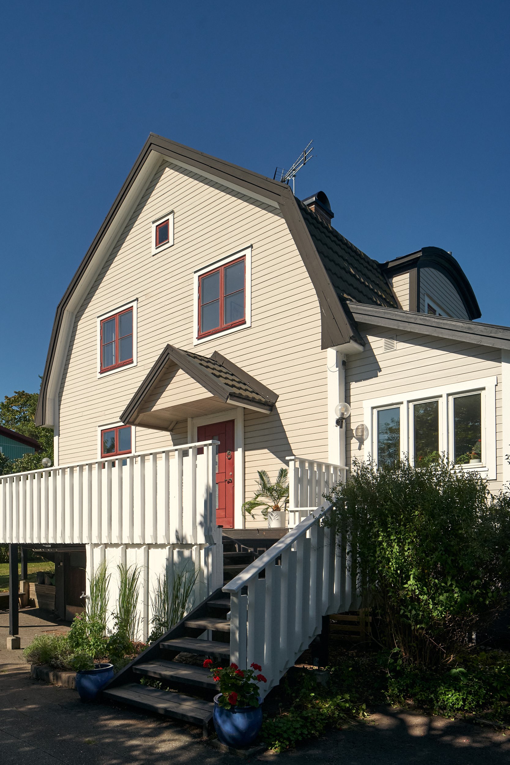 Örby slottsväg 8 – bild 2
