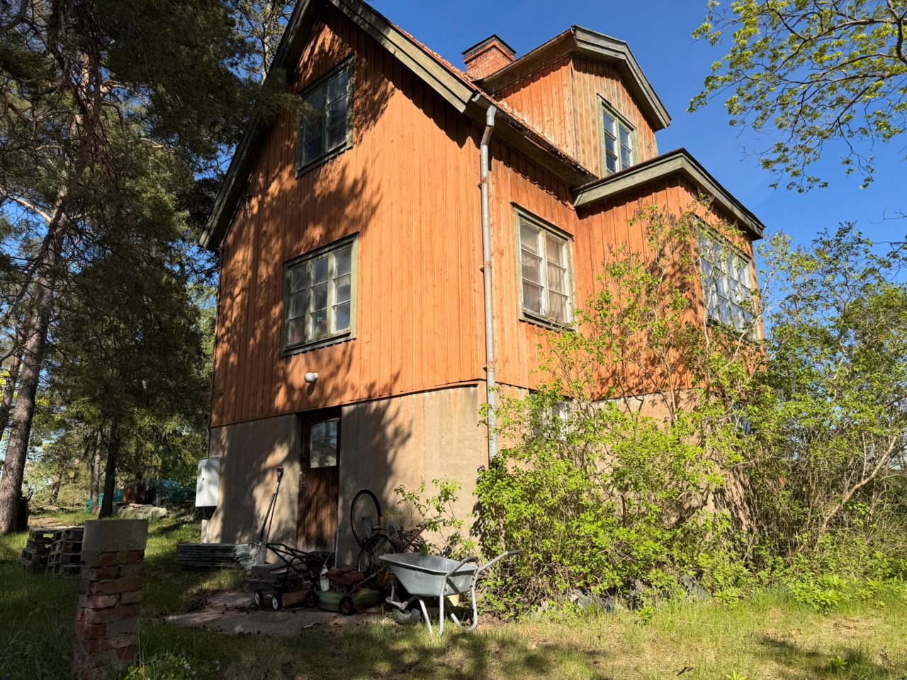 Kronovägen 37