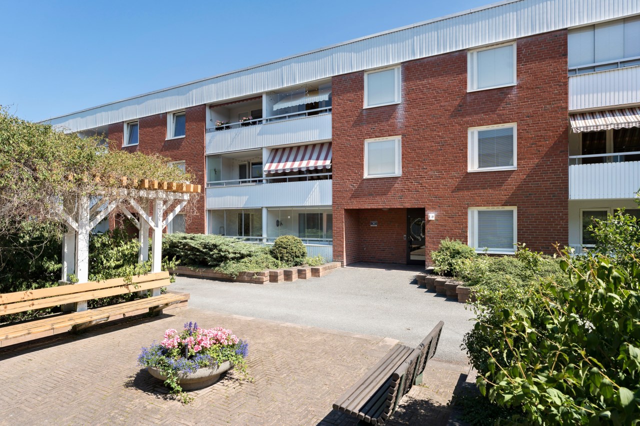 Vänortsstråket 27