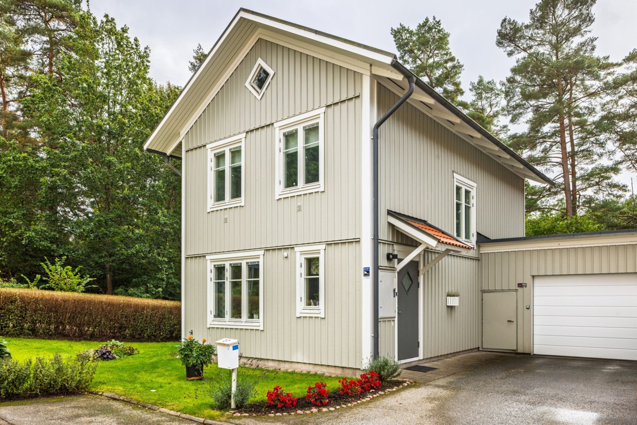 Draghästvägen 27