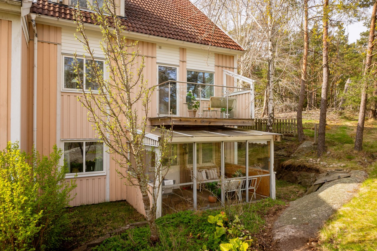 Stratosfärgatan 67