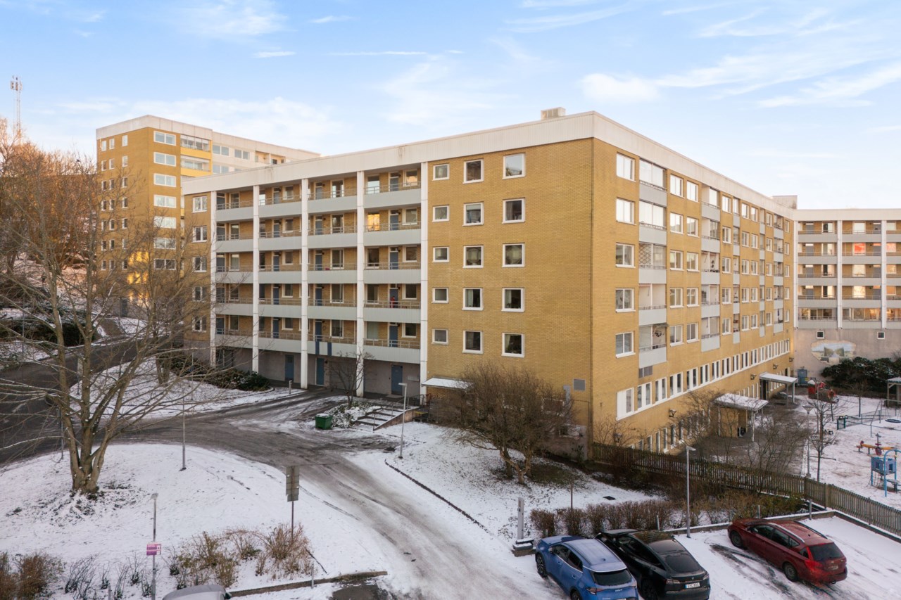 Seglaregatan 17
