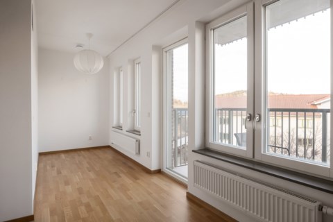 Lilla Regementsvägen 13