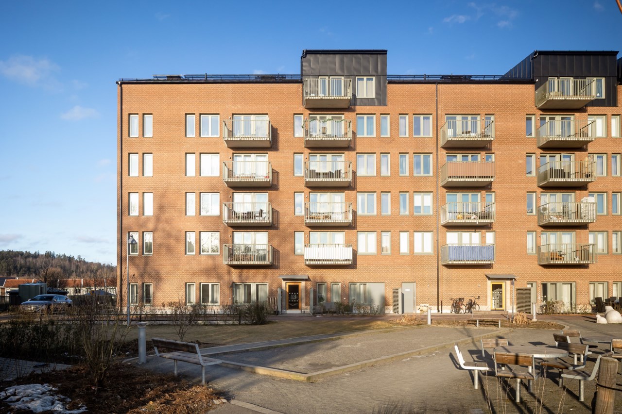 Lilla Regementsvägen 13