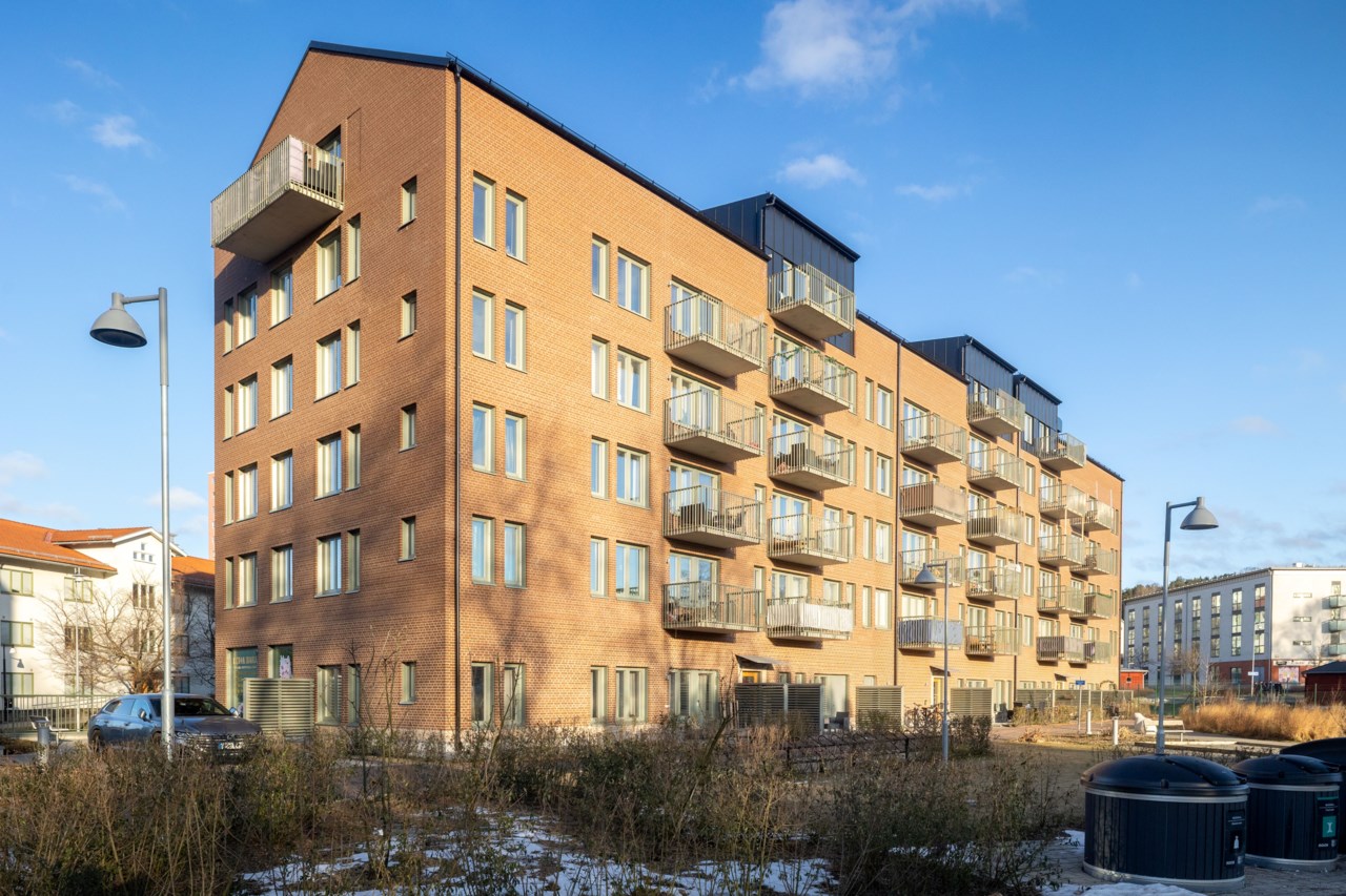 Lilla Regementsvägen 13
