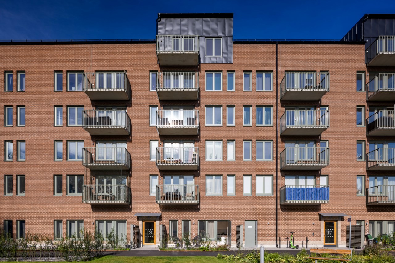 Lilla Regementsvägen 17