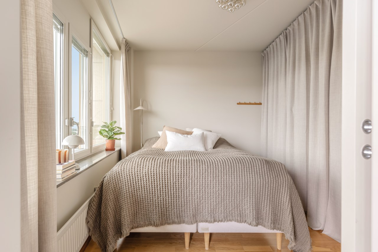 Löjtnantsgatan 3, våning 13!