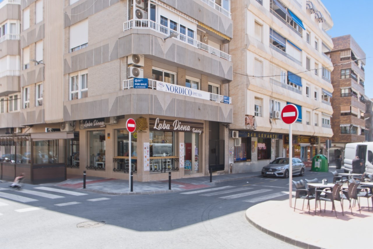 Calle Bazan