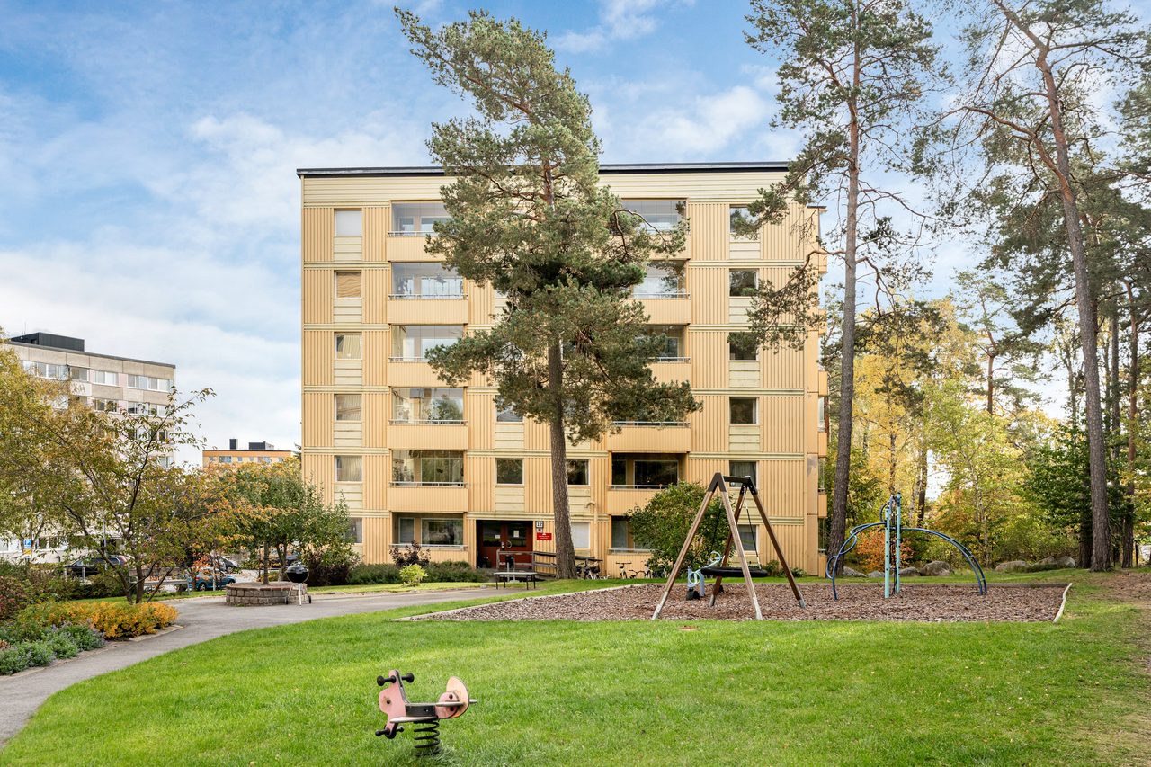 Radarvägen 12