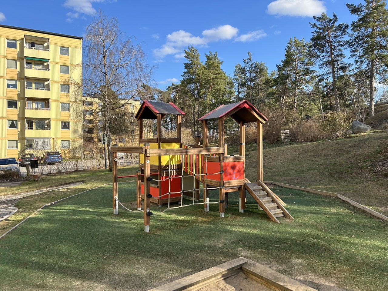 Radarvägen 12