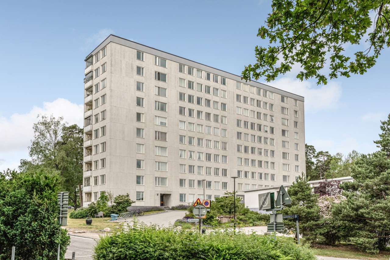 Mörbyhöjden 8