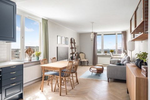 Mörbyhöjden 8