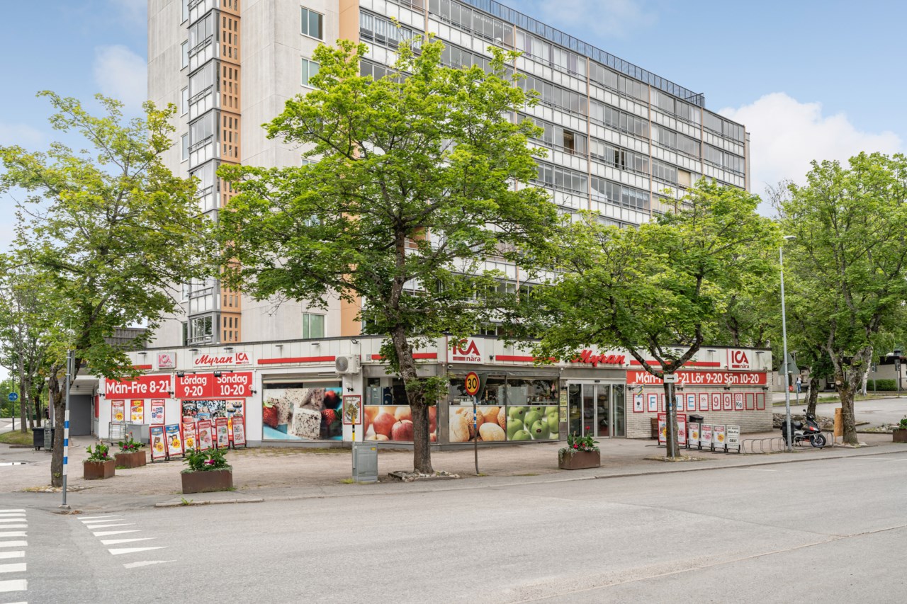 Mörbyhöjden 8