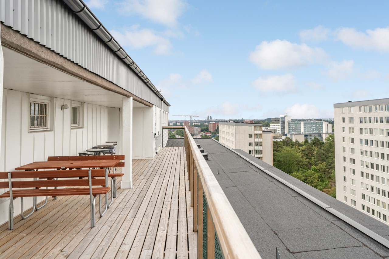 Mörbyhöjden 8