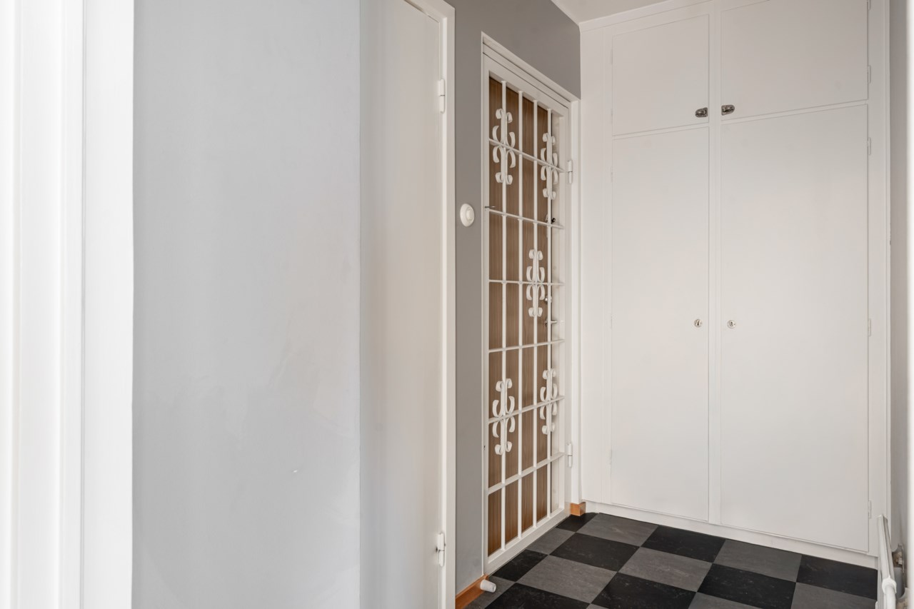 Eskadervägen 40, Etage