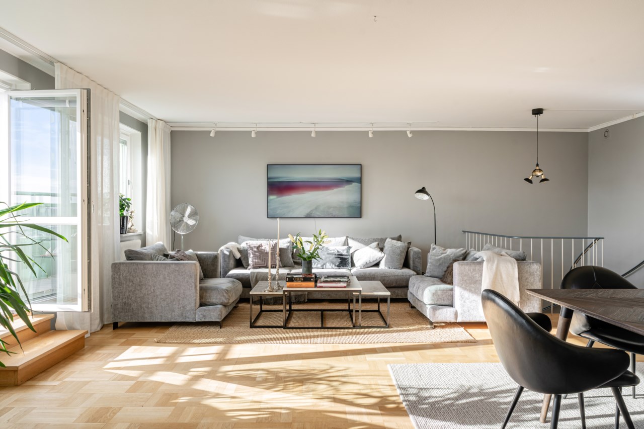 Eskadervägen 40, Etage