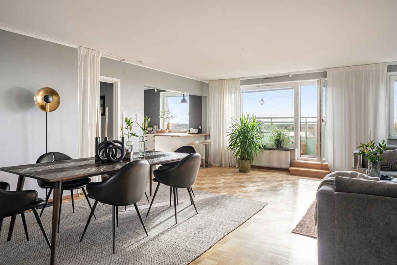Eskadervägen 40, Etage