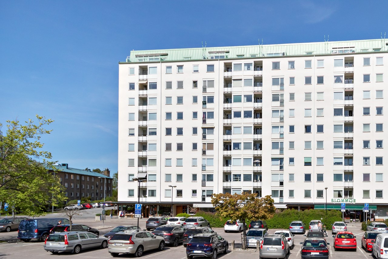 Eskadervägen 12, vån 6