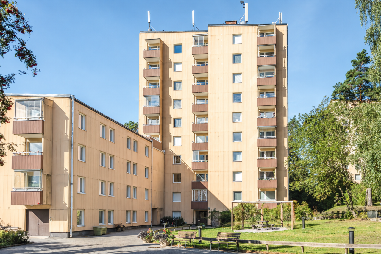 Hägernäsvägen 8