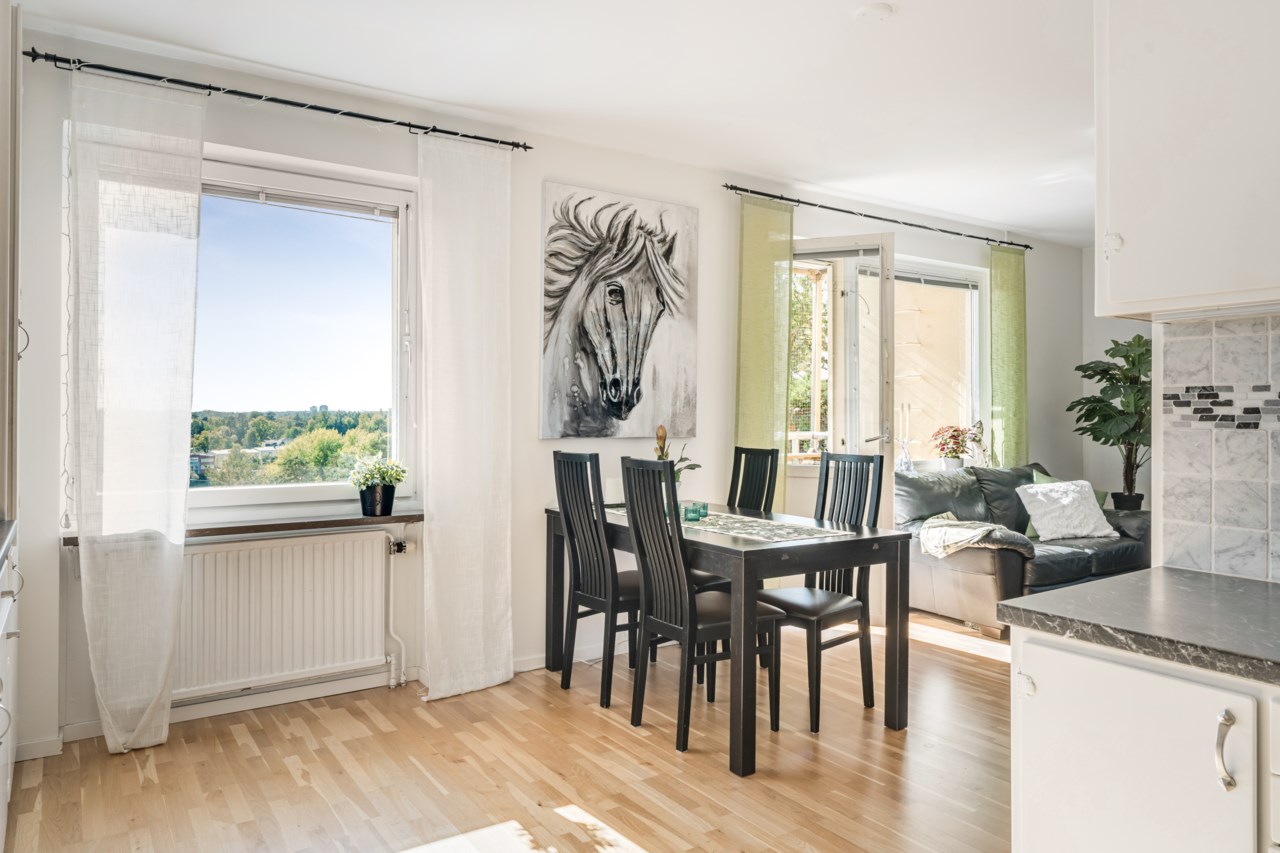 Hägernäsvägen 8