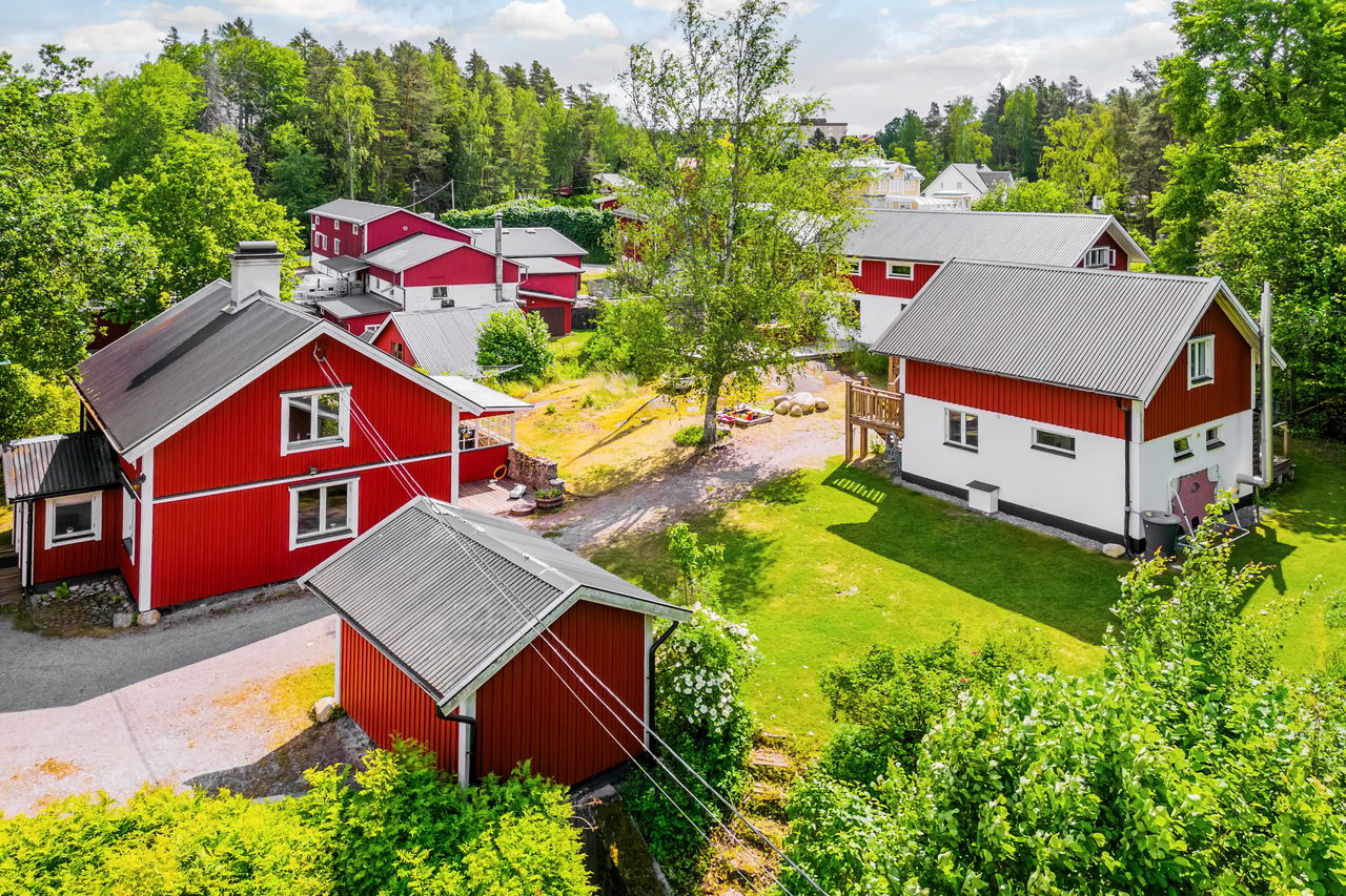 Tallbacksvägen 15B