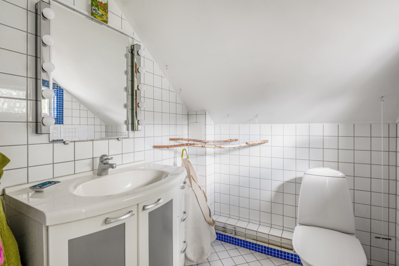 Tallbacksvägen 15B